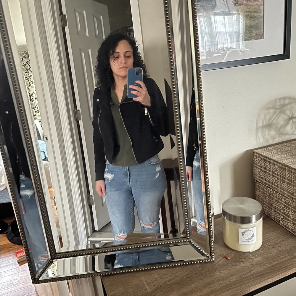 Meet your Posher, Leilahni